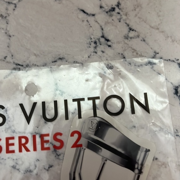 Louis Vuitton series 2 collectible sticker set - Picture 6 of 6